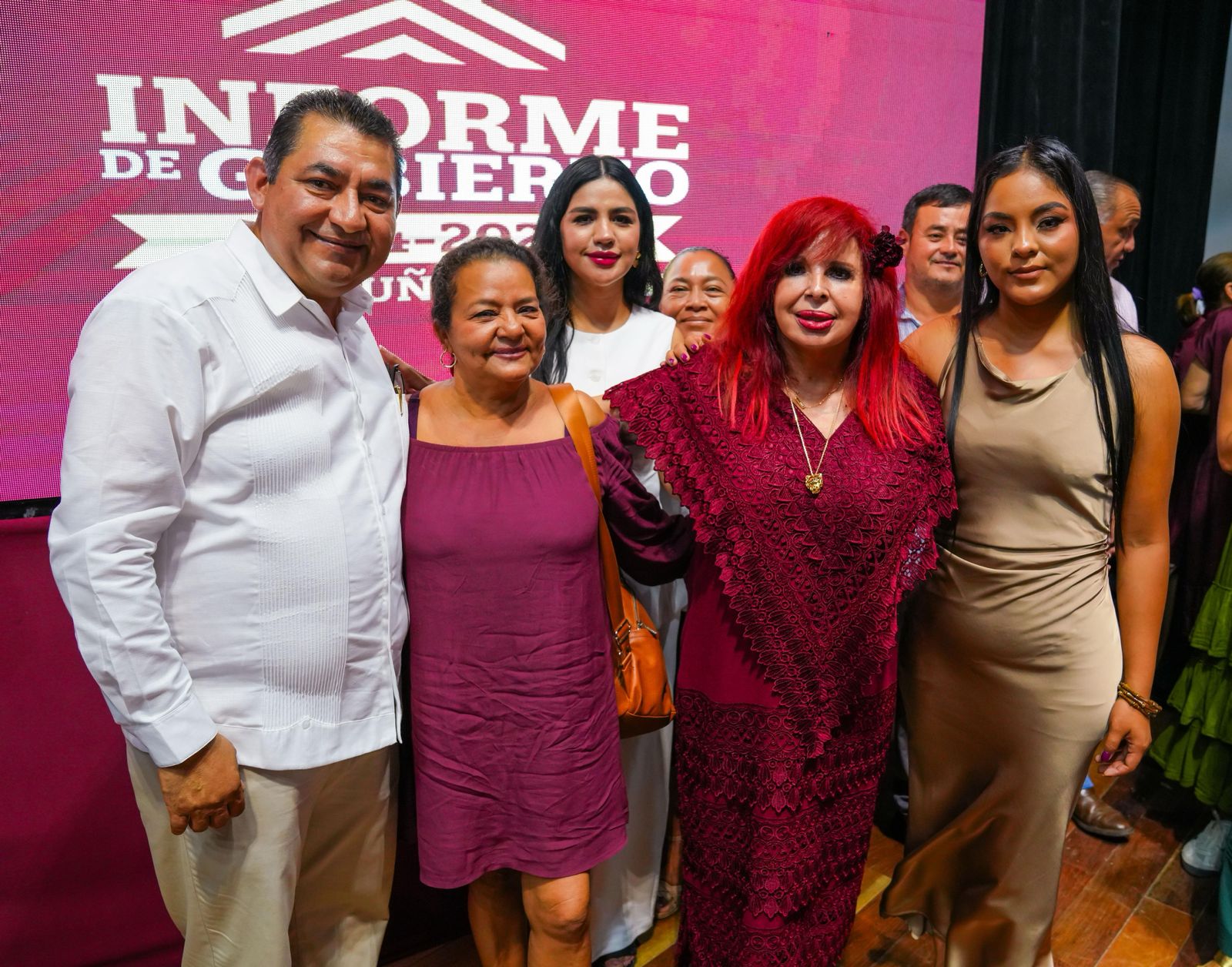 ATESTIGUÓ LA GOBERNADORA LAYDA SANSORES SAN ROMÁN EL PRIMER INFORME DE GOBIERNO DEL ALCALDE DE CANDELARIA JAIME MUÑOZ MORFÍN